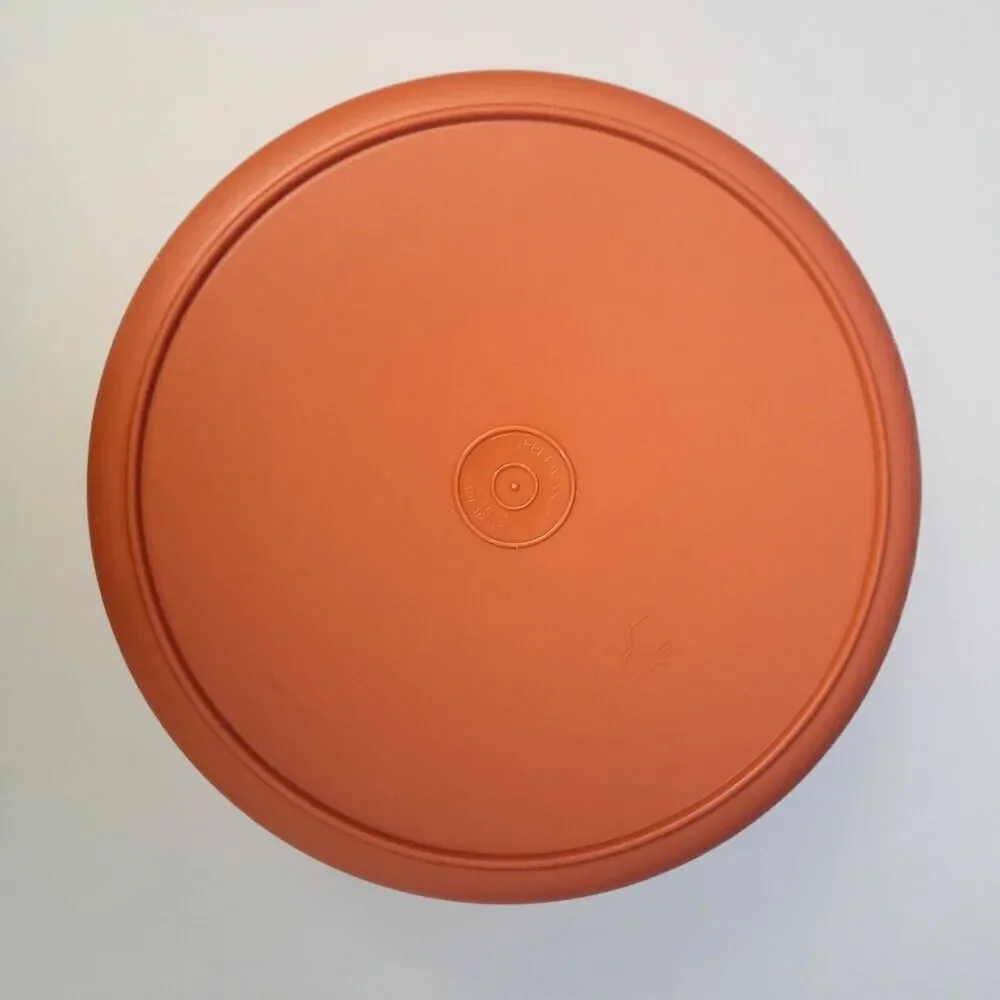 Tupperware vtg seal